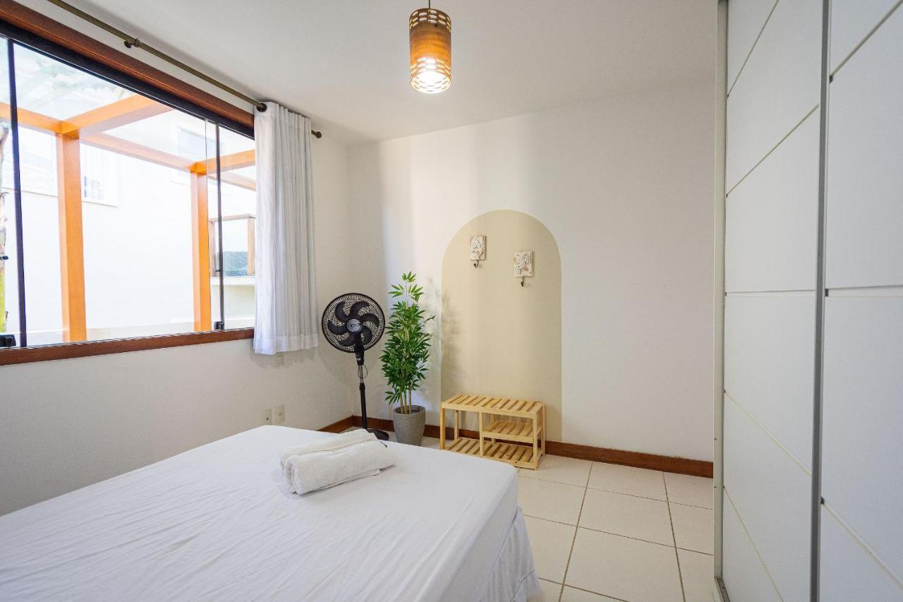 Casa espetacular entre Geribá e Ferradurinha - WIFI 200MB - Piscina do codomínio - 700 m da praia - Garagem - 4 Suites - Área gourmet privativa - Cozinha equipada - Área kids - Portaria 24h - Ar condicionado Búzios Exterior foto